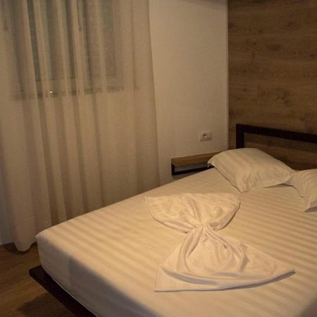 Apartament Stefani ซารานเดอ ภายนอก รูปภาพ