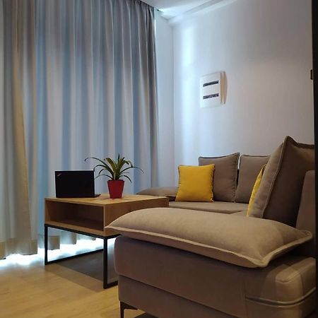 Apartament Stefani ซารานเดอ ภายนอก รูปภาพ