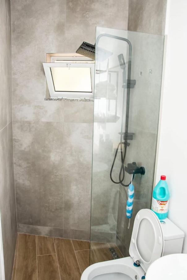 Apartament Stefani ซารานเดอ ภายนอก รูปภาพ