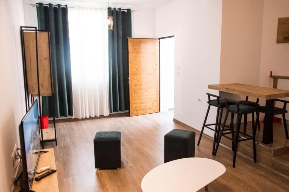 Apartament Stefani ซารานเดอ ภายนอก รูปภาพ